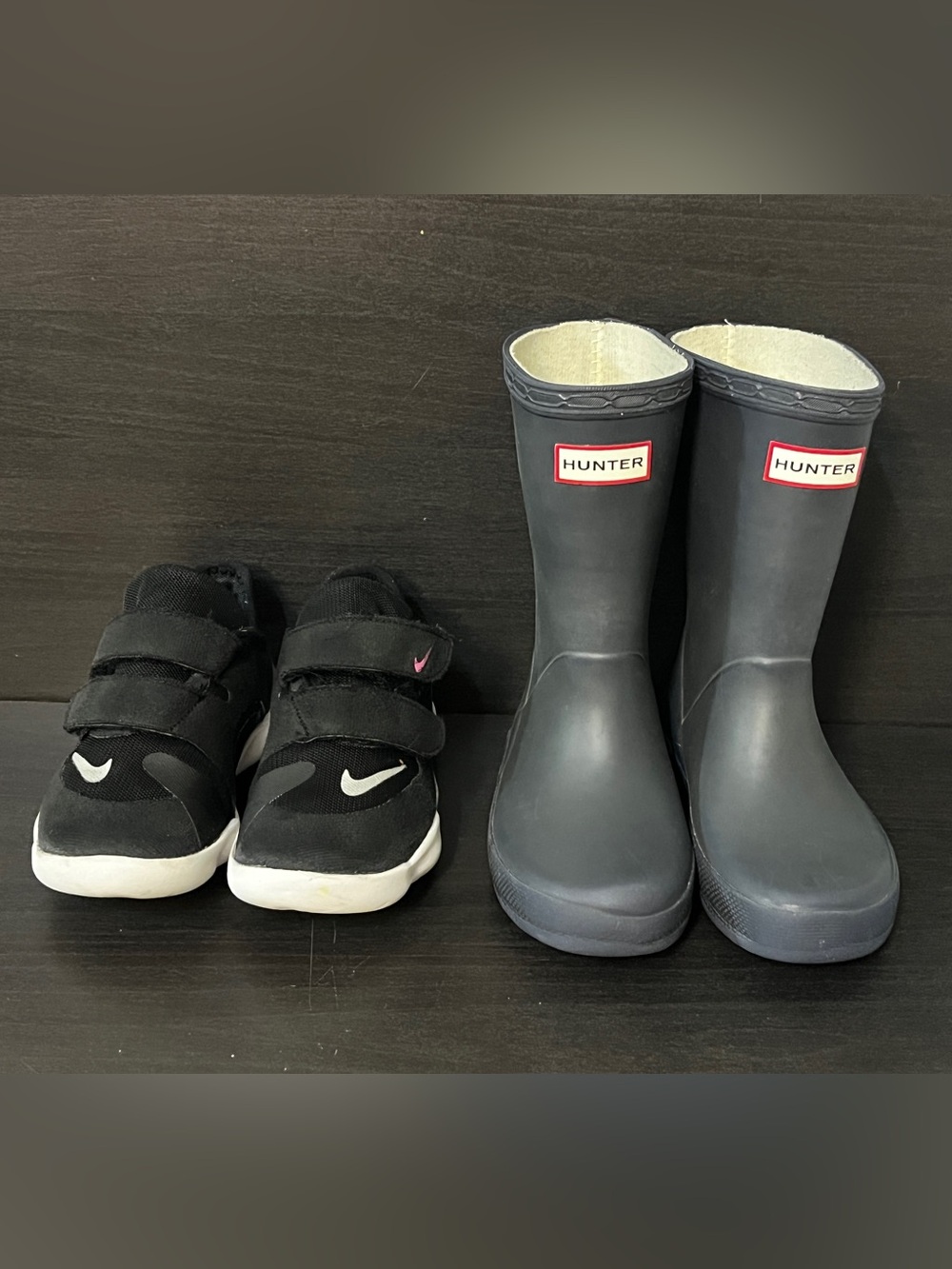 Hunter + Nike Lot of 2 Hunter Kids Rain Boots + Nike Black & Pink Sneakers US 9